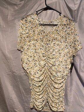 torrid Yellow Floral Ditsy Ruched Short Sleeve Top